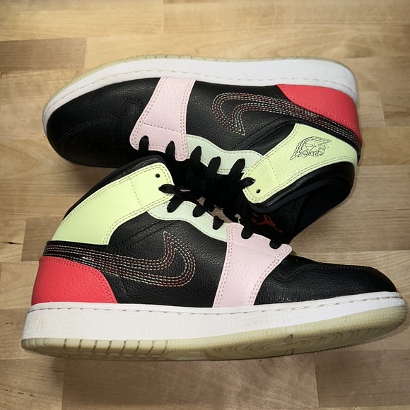 Kids Air Jordan Mid Multicolor - Picture 4 of 10